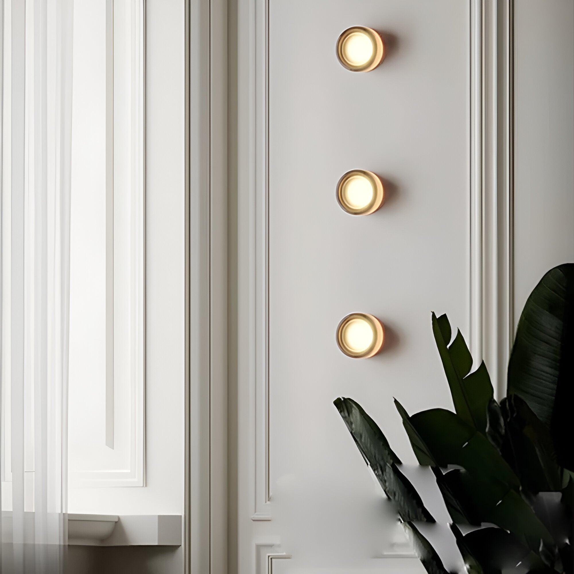 Amber Wall Lamp