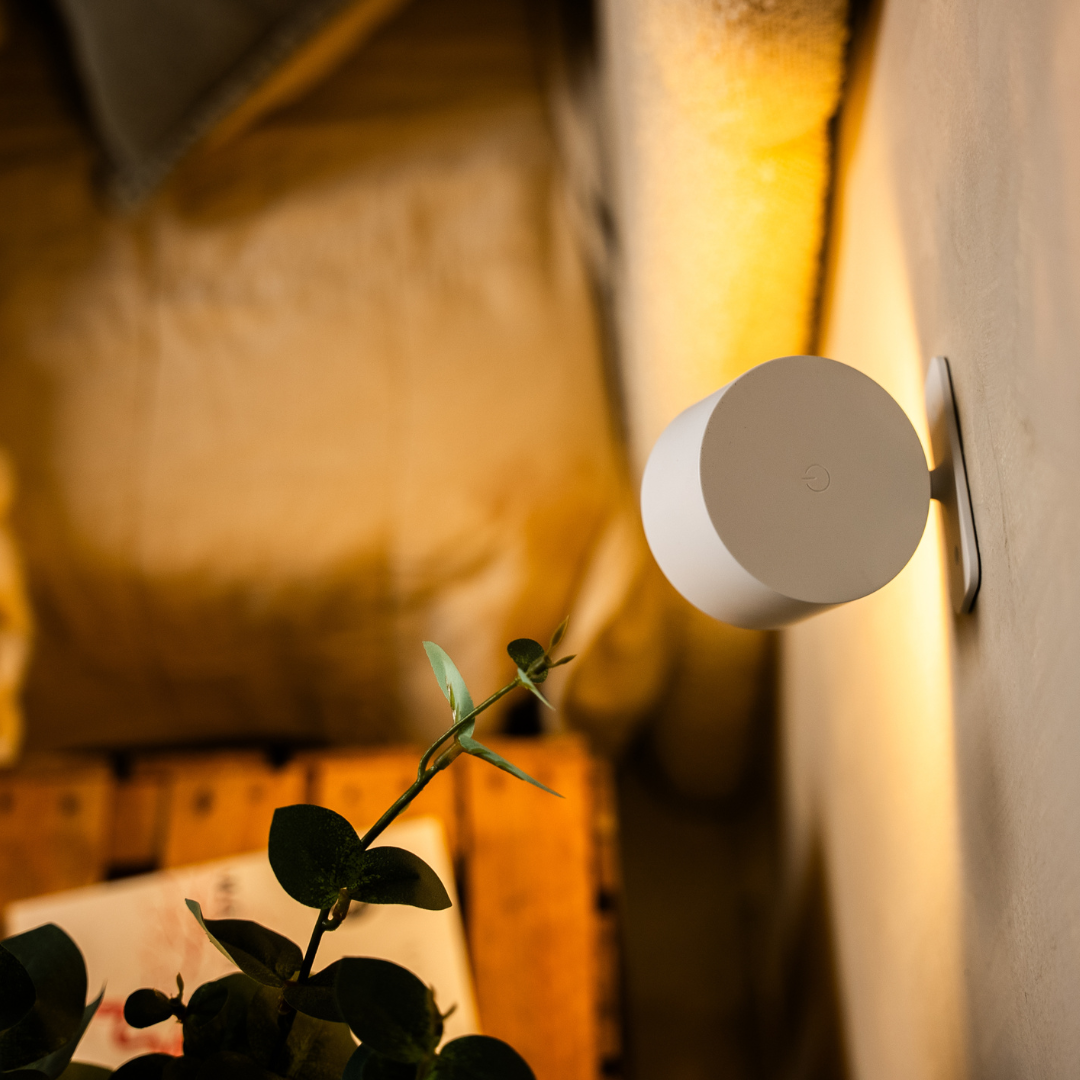 Cordless Rechargeable Wall Lamp